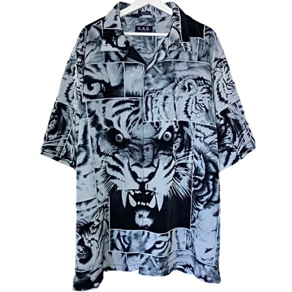 K.A.D. Clothing Shirt Men’s XL Tiger Roar Short Sleeve Button Up All Over Print